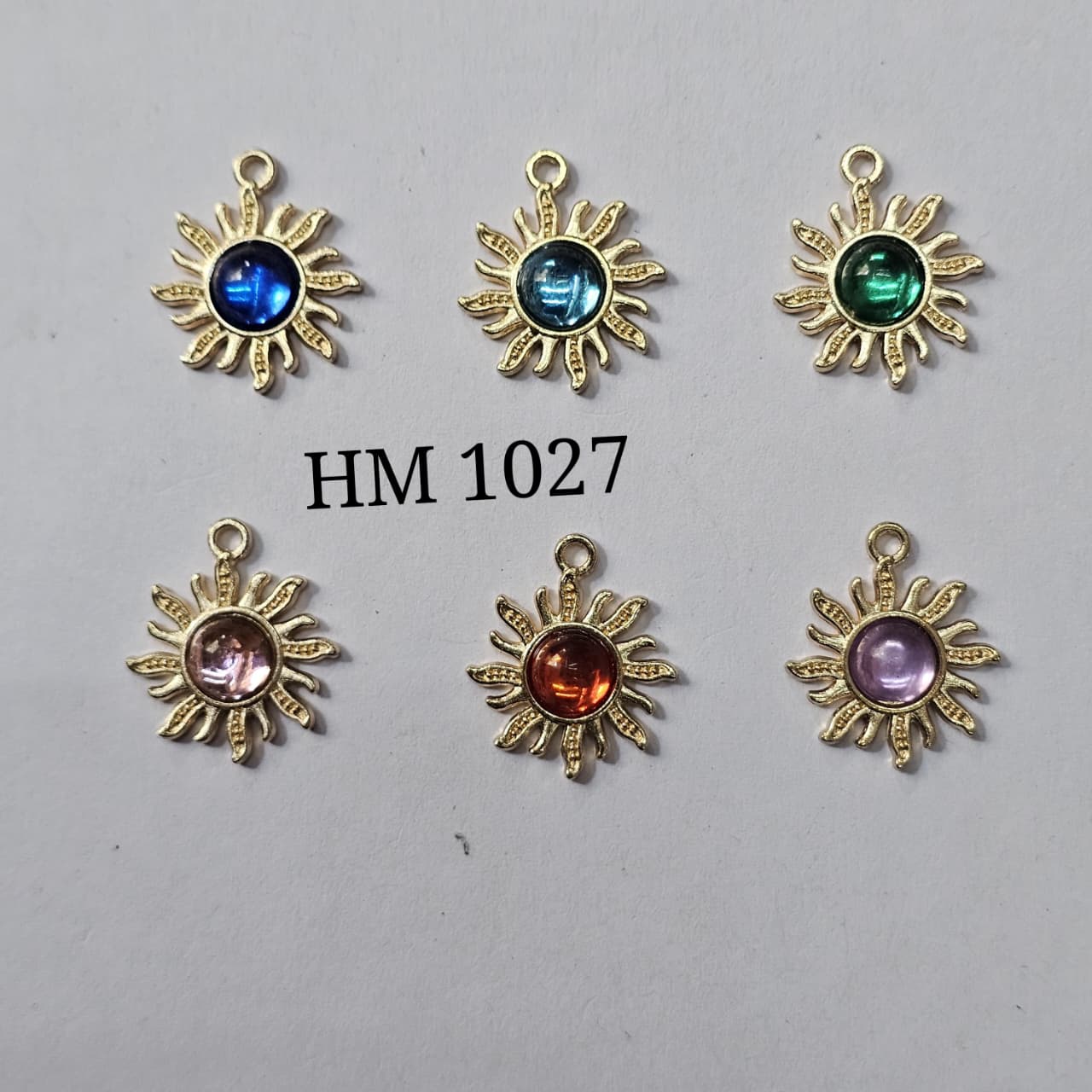 CHARMS MIX 100 PCS ( HM 1027 )