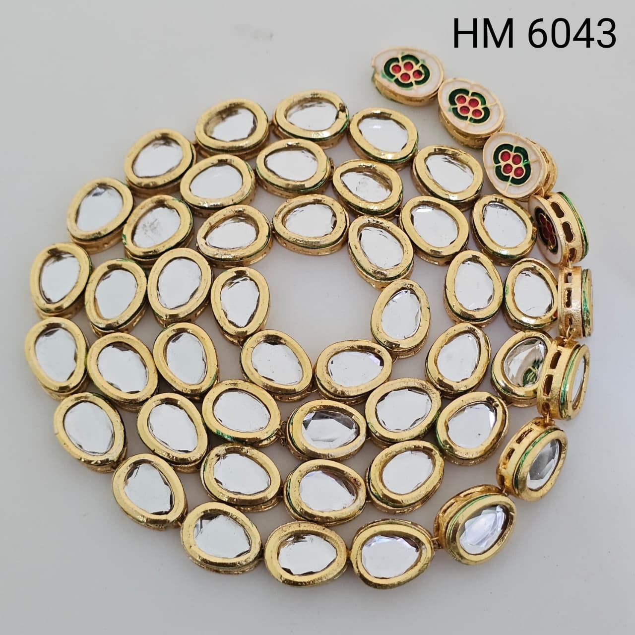 Oval Kundan Mirror Beads – Gold Finish 50 pics in one pkt (HM 6043)