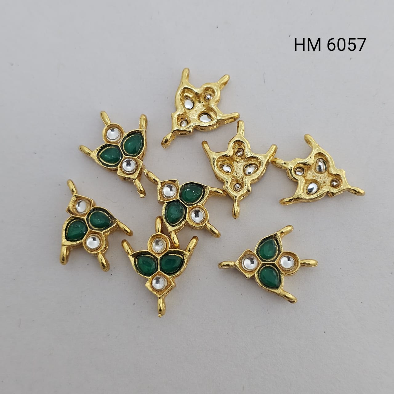 Green Kundan Triangle Connector Charm (PER PKT 10 PCS)-(HM 6057)