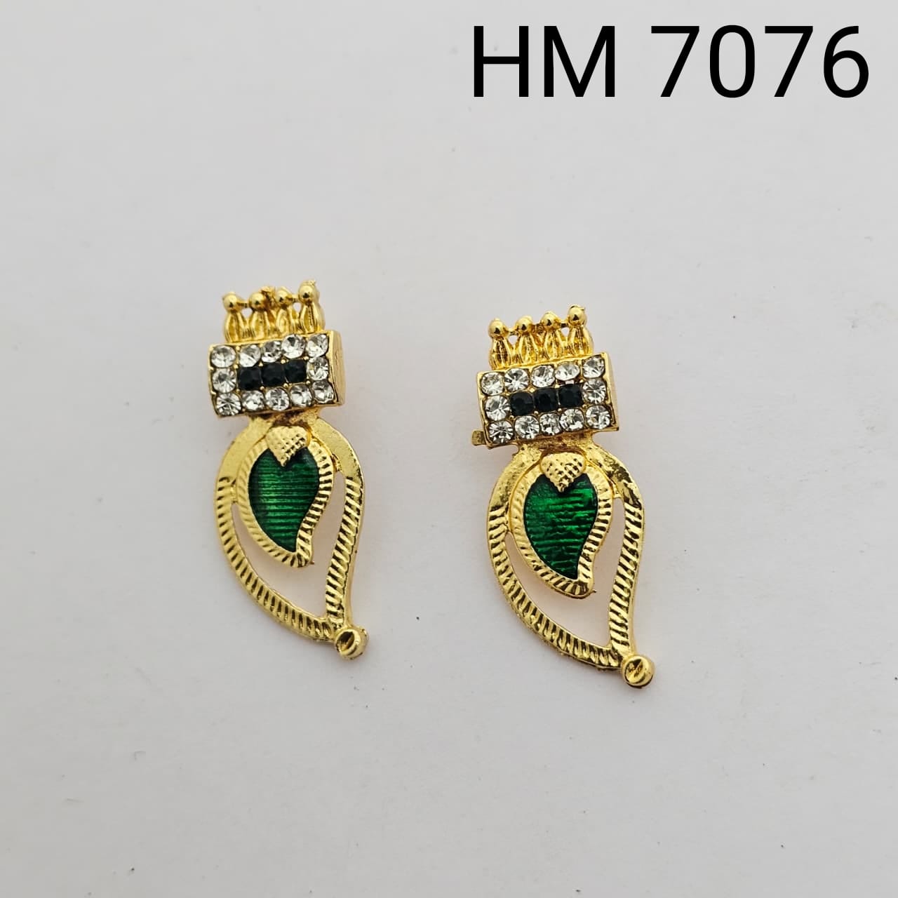 Traditional Gold Plated Enamel Stud Earrings (10 pcs)HM 7076
