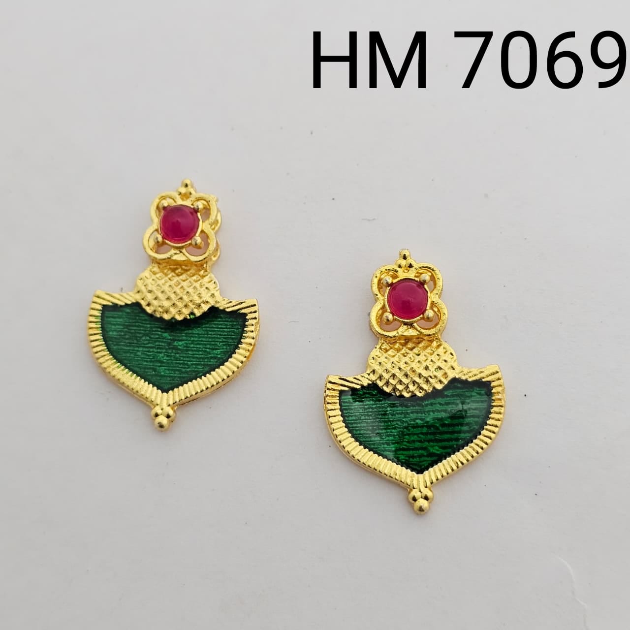 Traditional Gold Plated Enamel Stud Earrings(10 pcs) HM7069