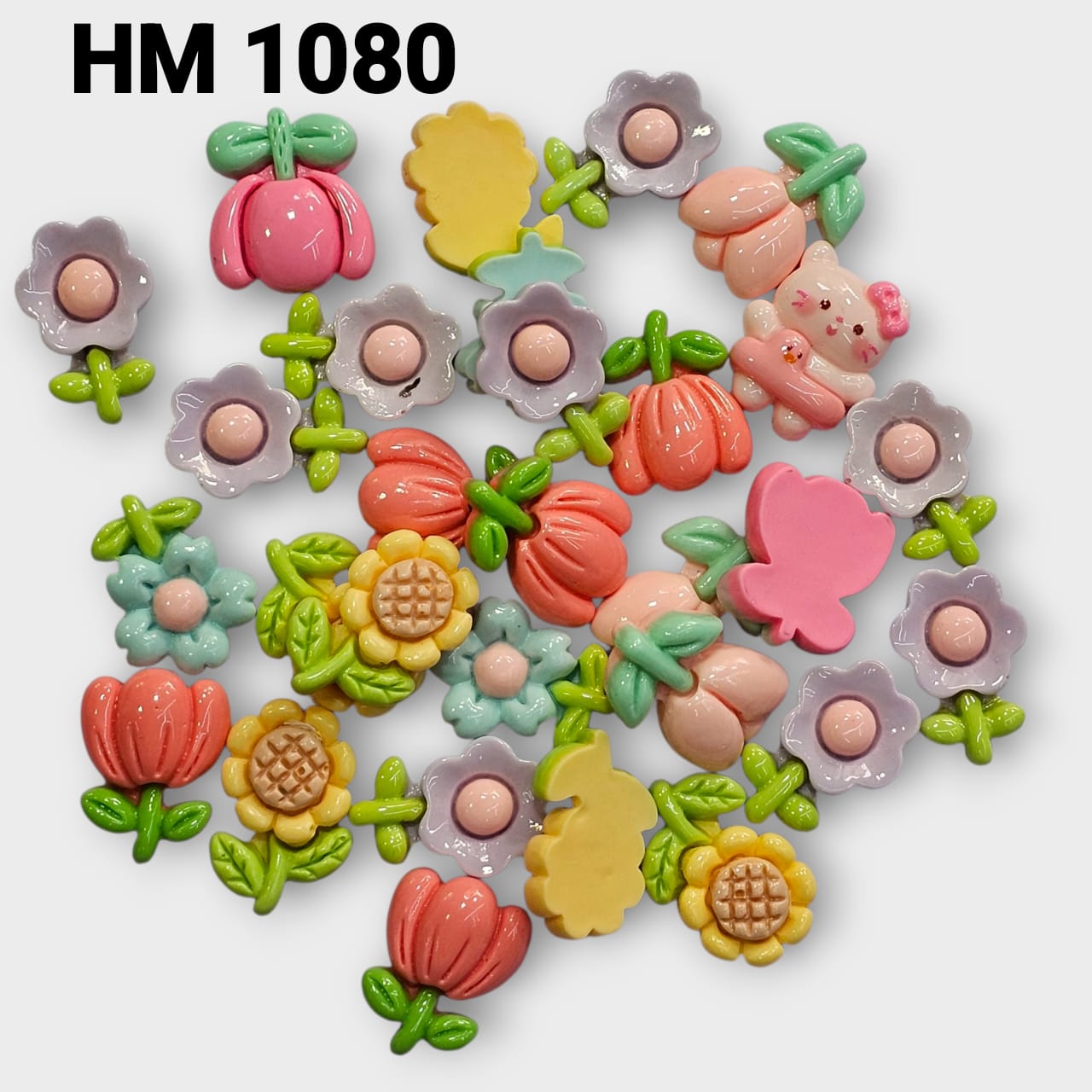 UV PLASTIC CHARMS RANDOM PATTERNS ( HM 1080 )