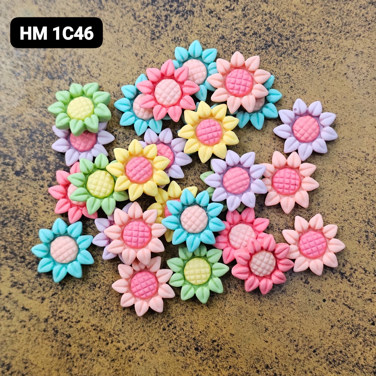 NEW UV CHARMS 100 PCS MIX COLOURE - HM 1C46