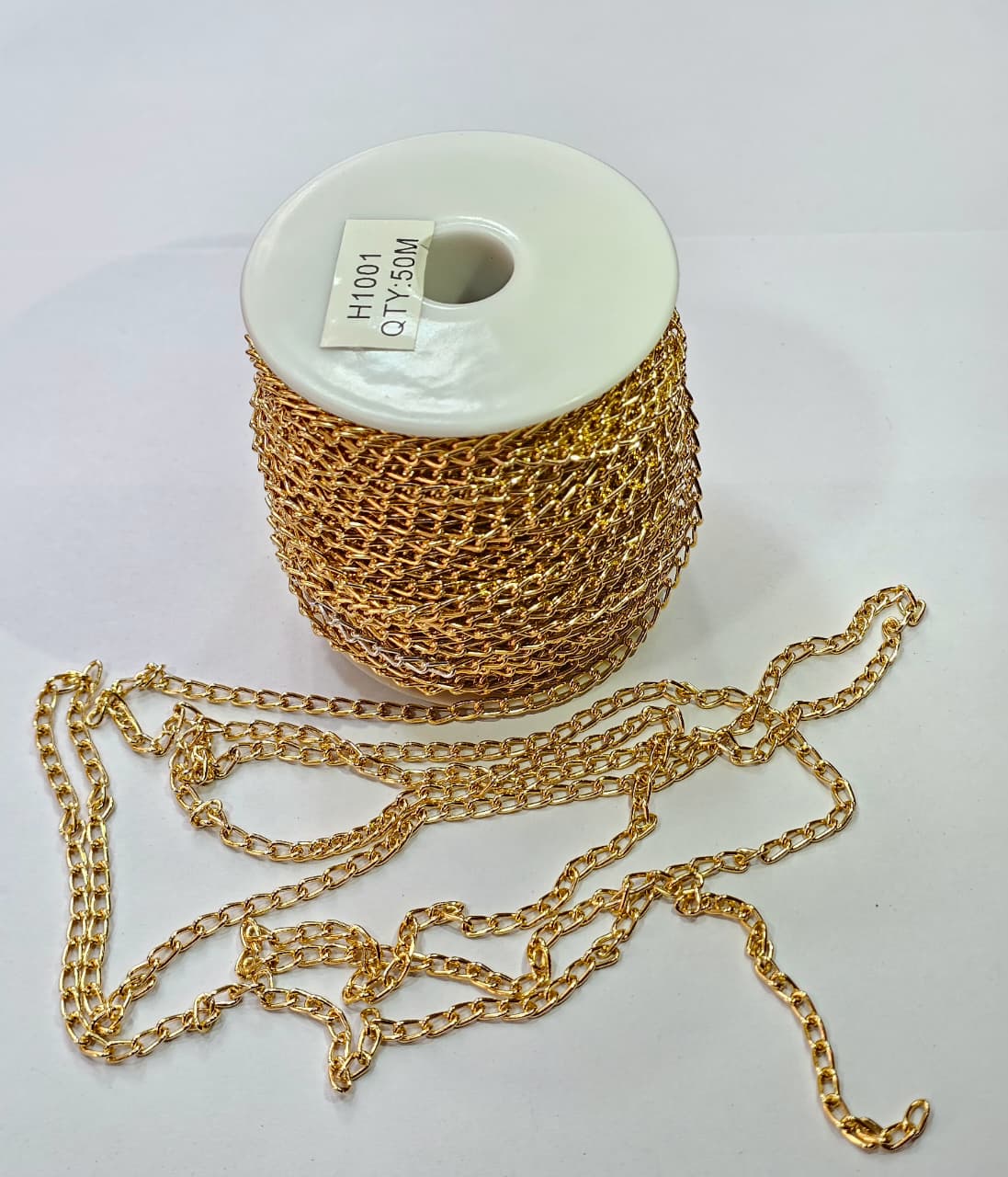 ANTITARNISH  ALUMINIUM 28MM LAMBI KADI CHAIN GOLD 50 MITER ROLL